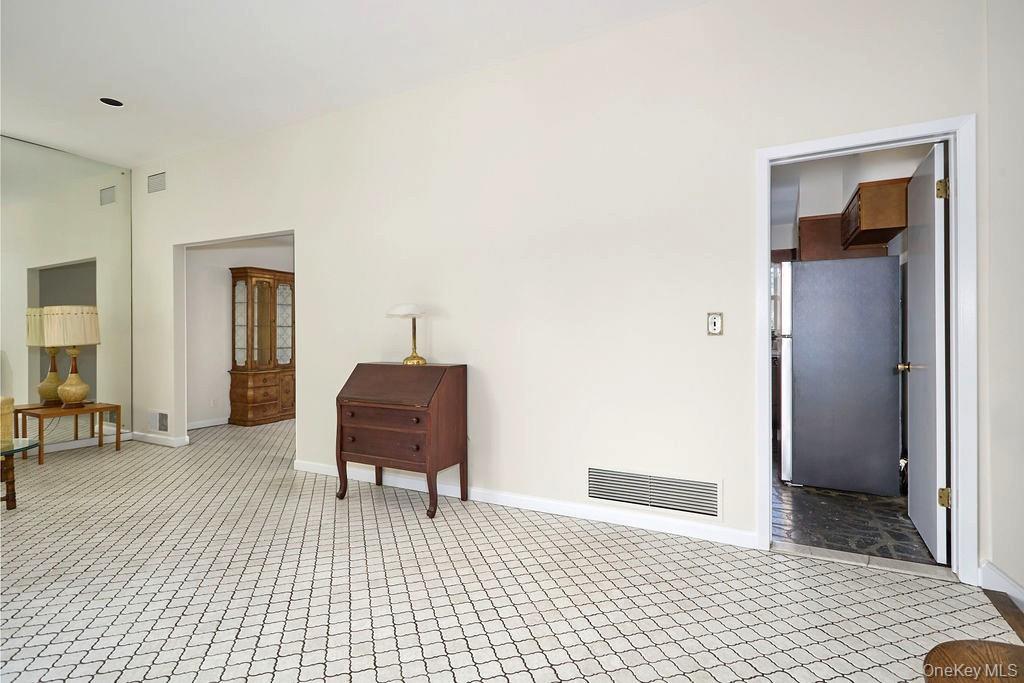 72 Hickory Hill Drive Property Photo 17