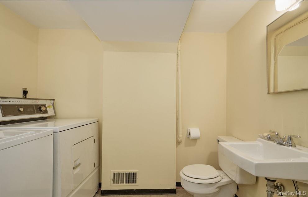 72 Hickory Hill Drive Property Photo 30