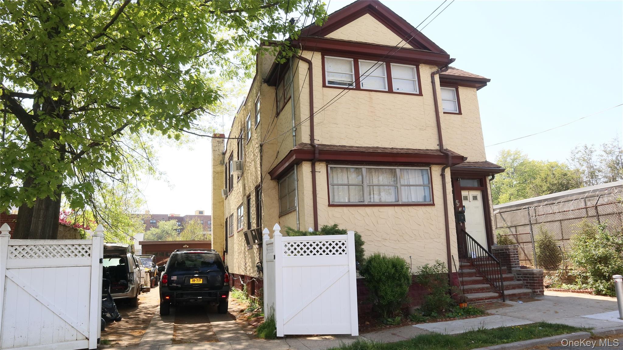 86-36 136th Street Property Photo 1