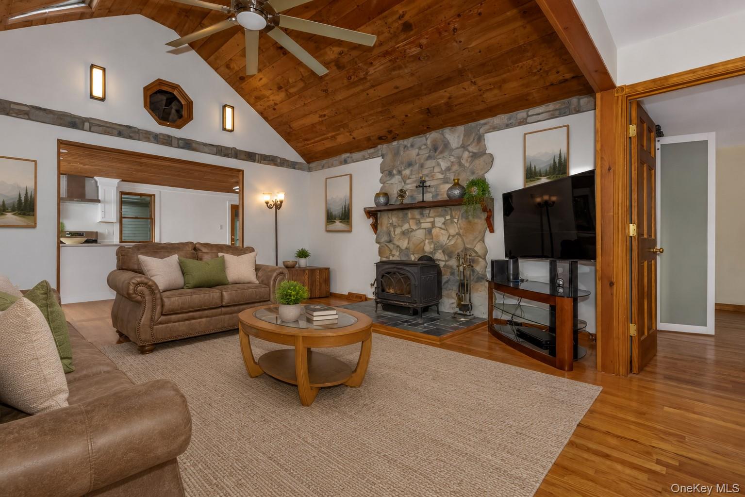 18 Military Lane Property Photo 7