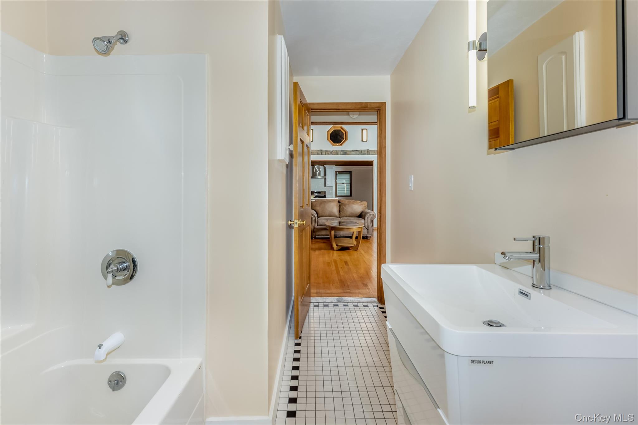 18 Military Lane Property Photo 17