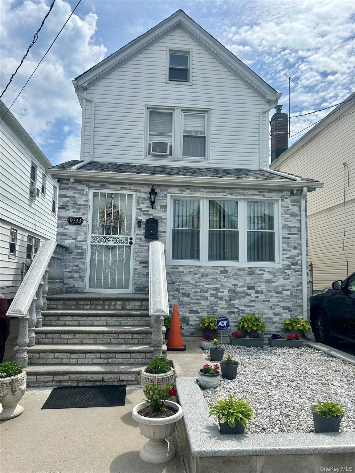 9333 212th Place Property Photo 1