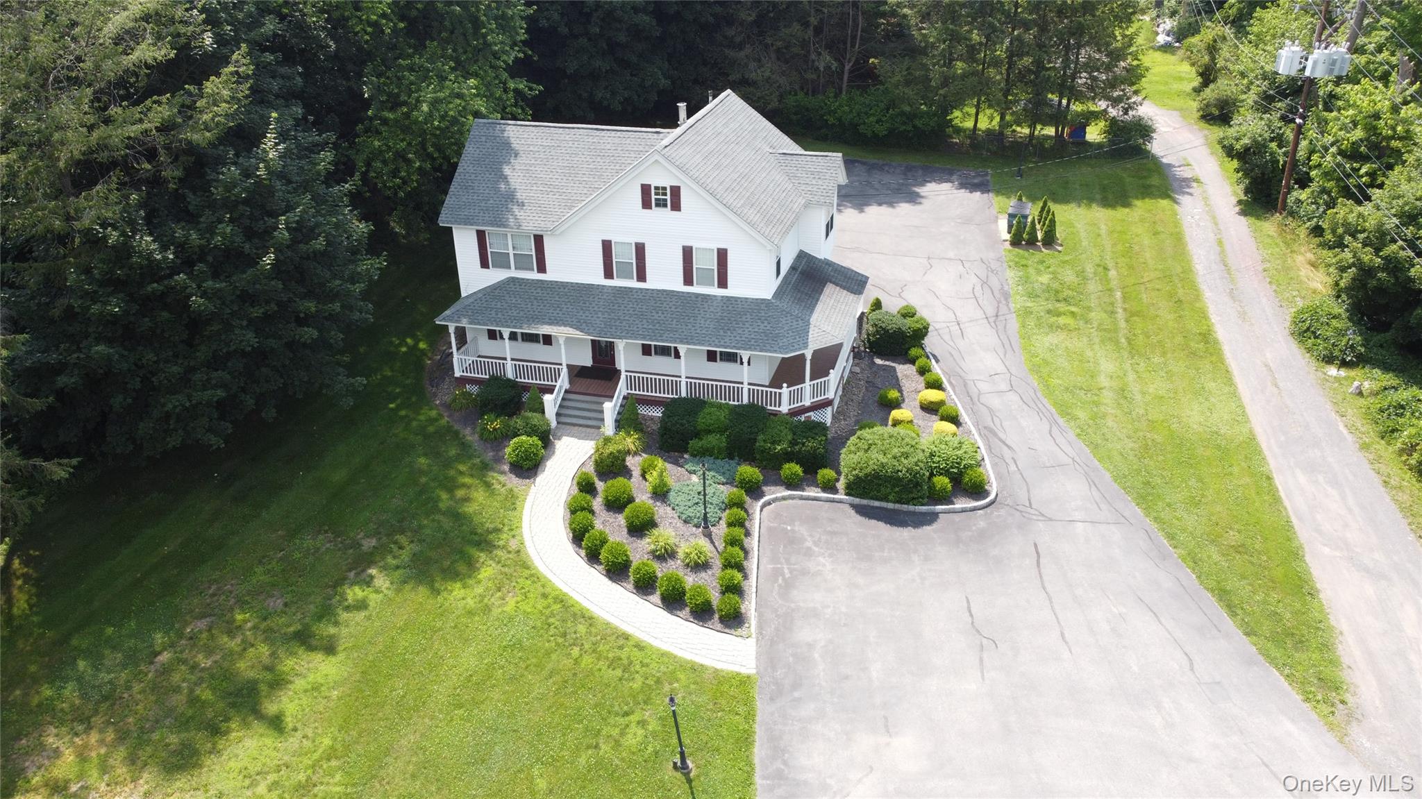 391 Route 32 Property Photo 1