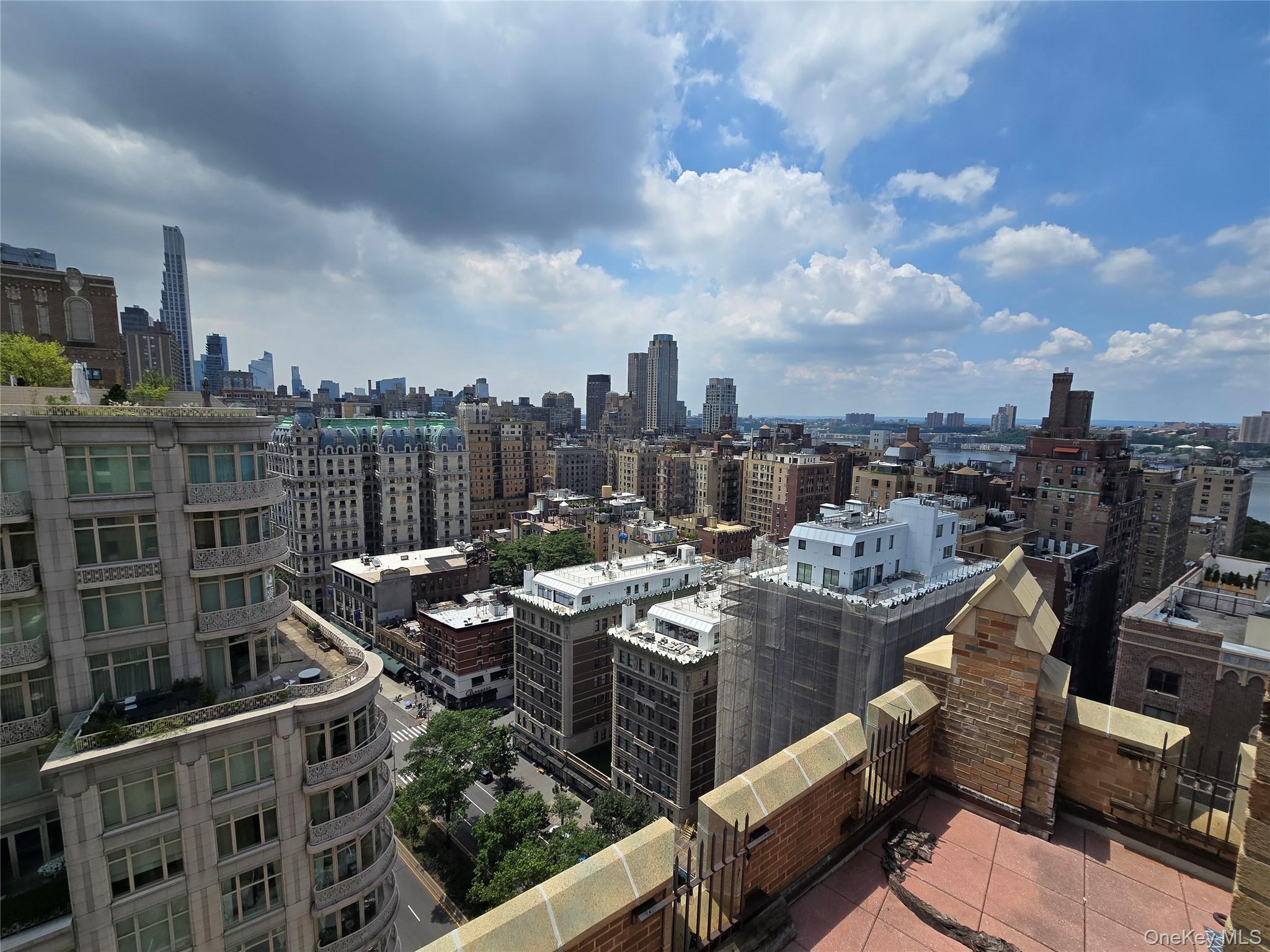 2166 Broadway 22b Property Photo 20