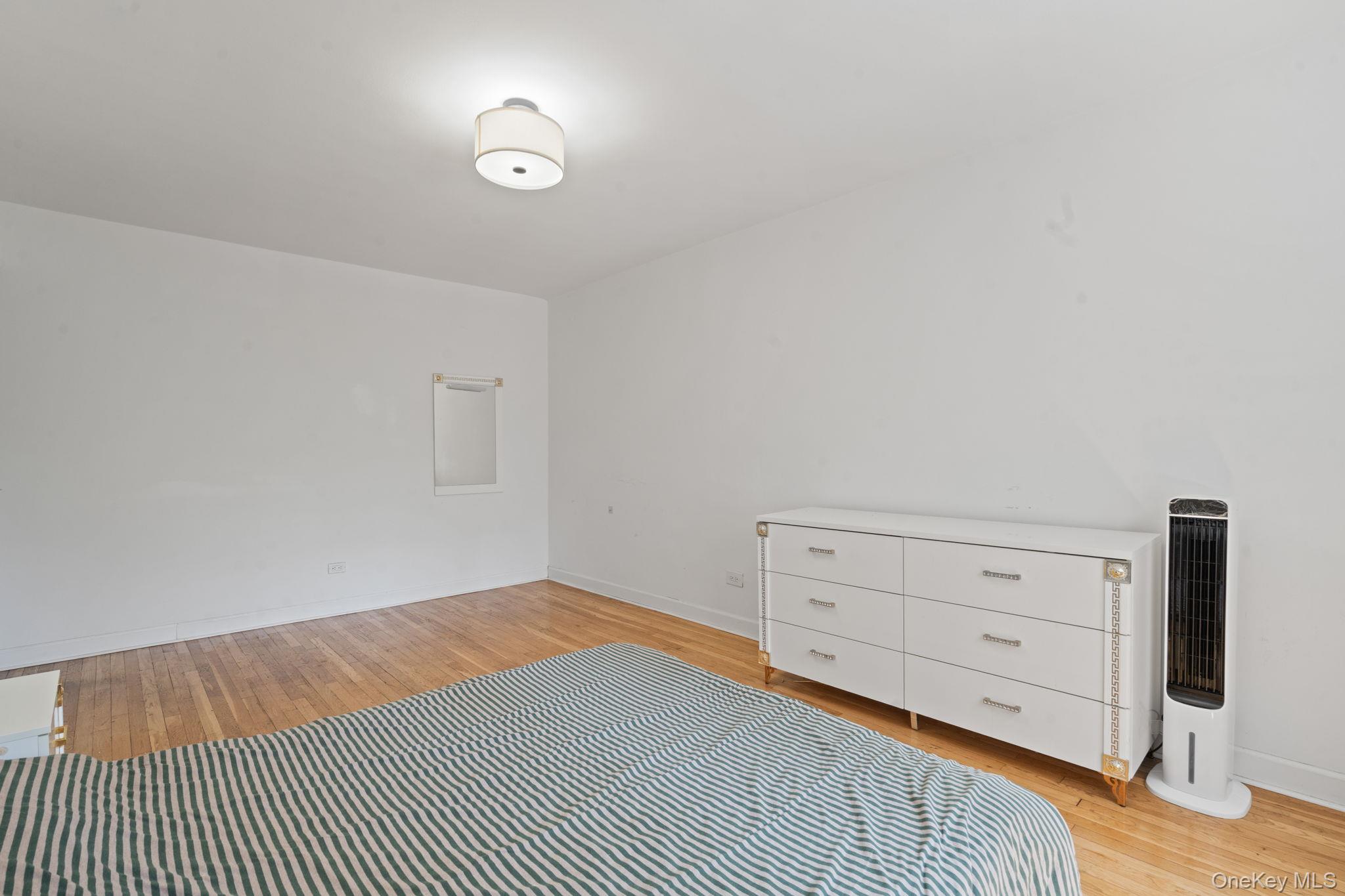 139-15 83rd Avenue 305 Property Photo 20