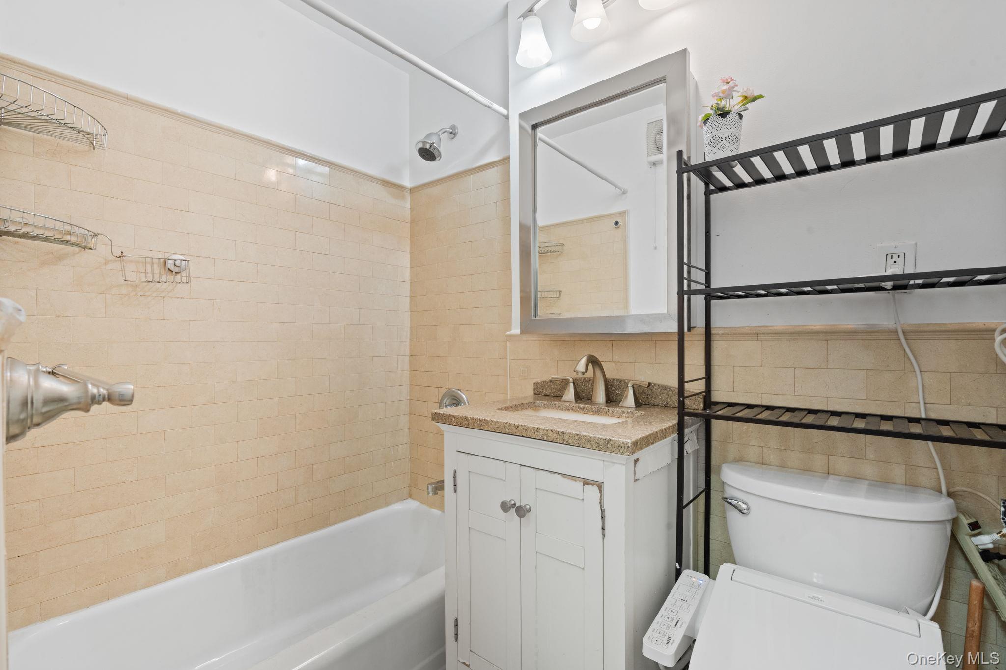139-15 83rd Avenue 305 Property Photo 21