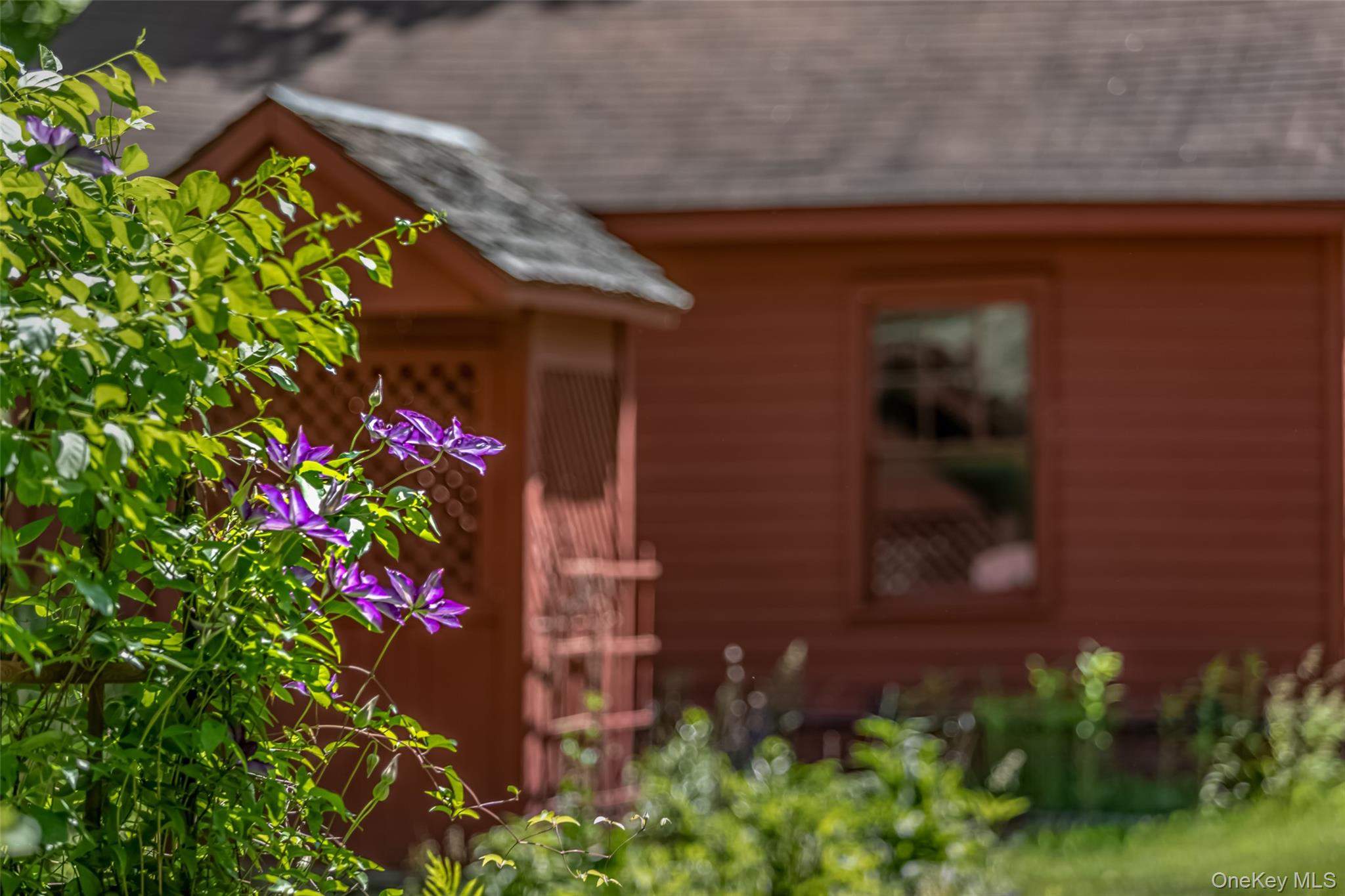 1282 Old Post Road Property Photo 4