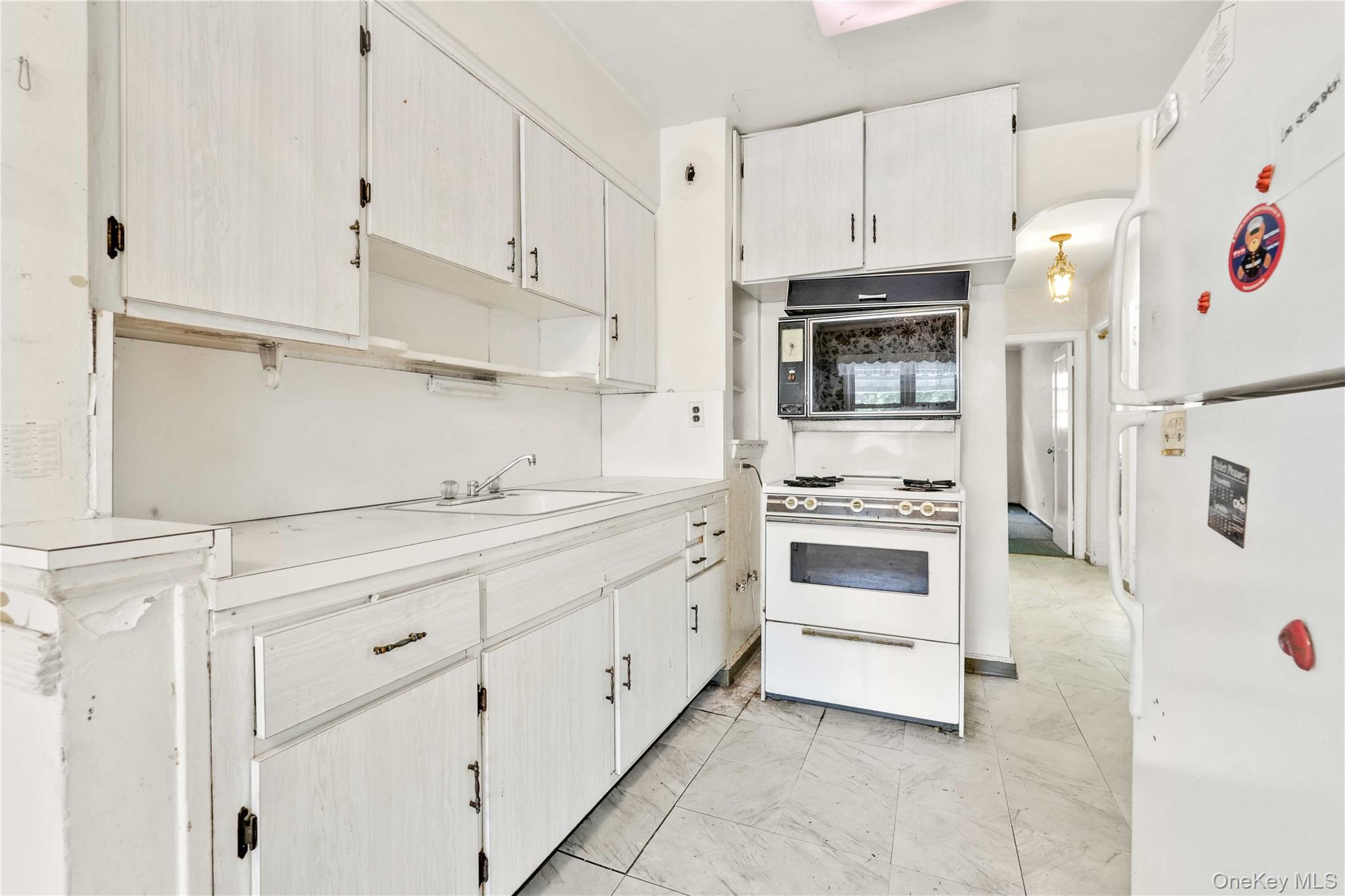 67-10 Selfridge Street Property Photo 16