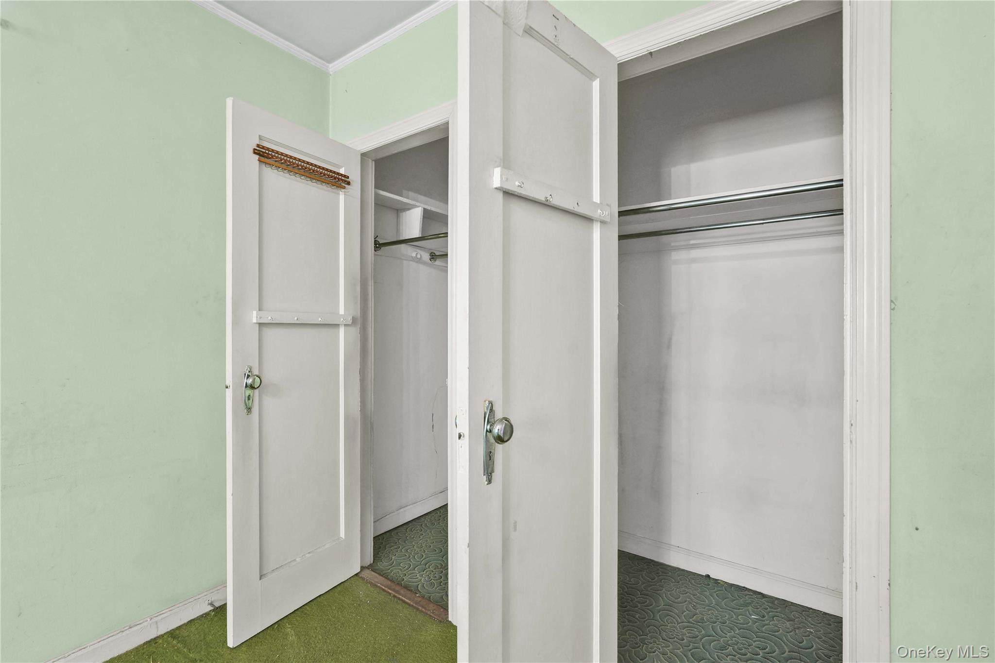 67-10 Selfridge Street Property Photo 27