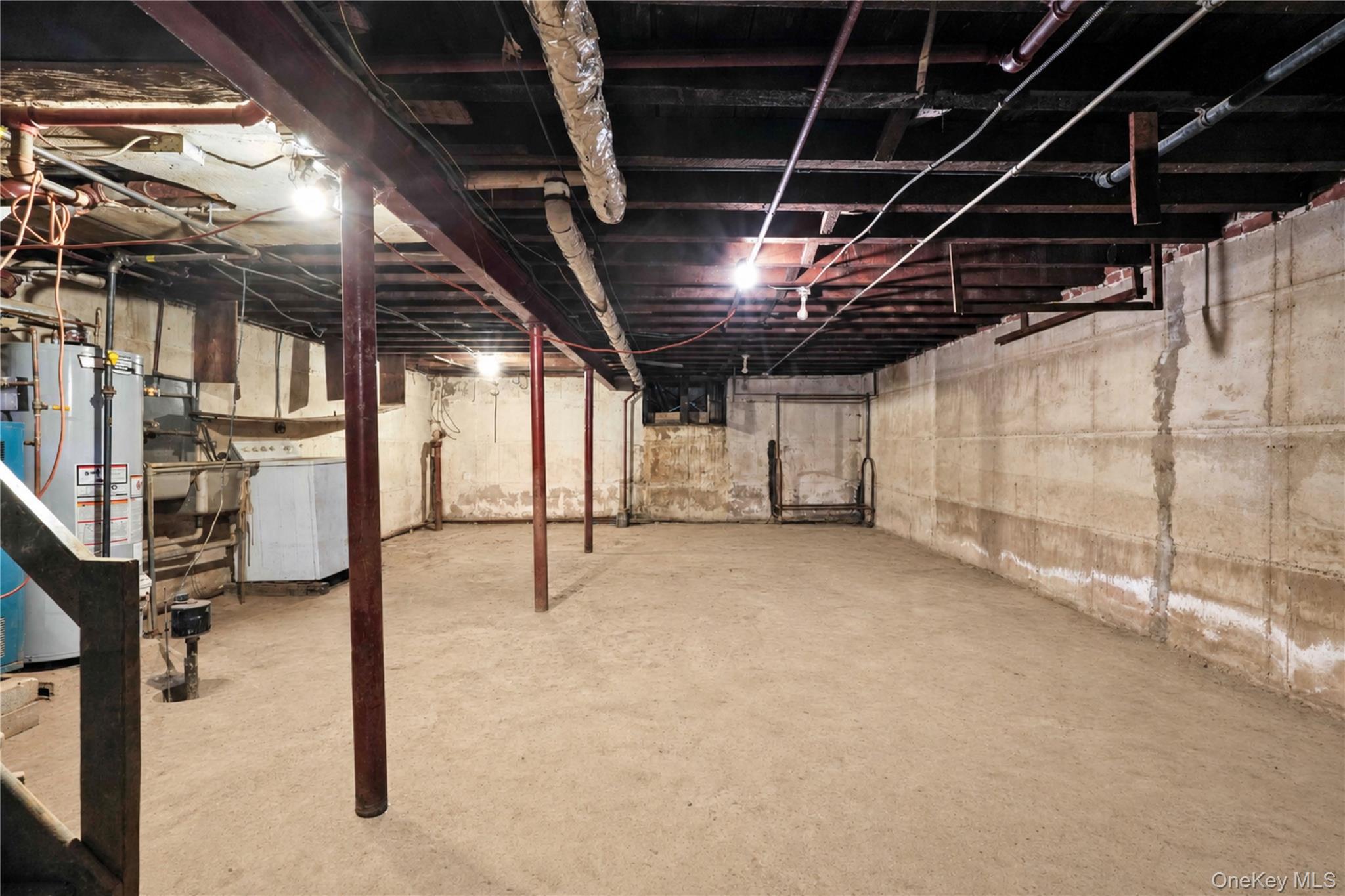 67-10 Selfridge Street Property Photo 29