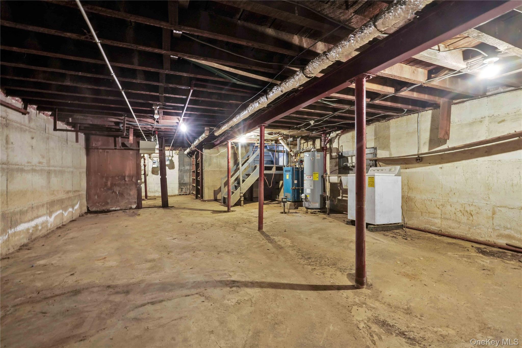 67-10 Selfridge Street Property Photo 31