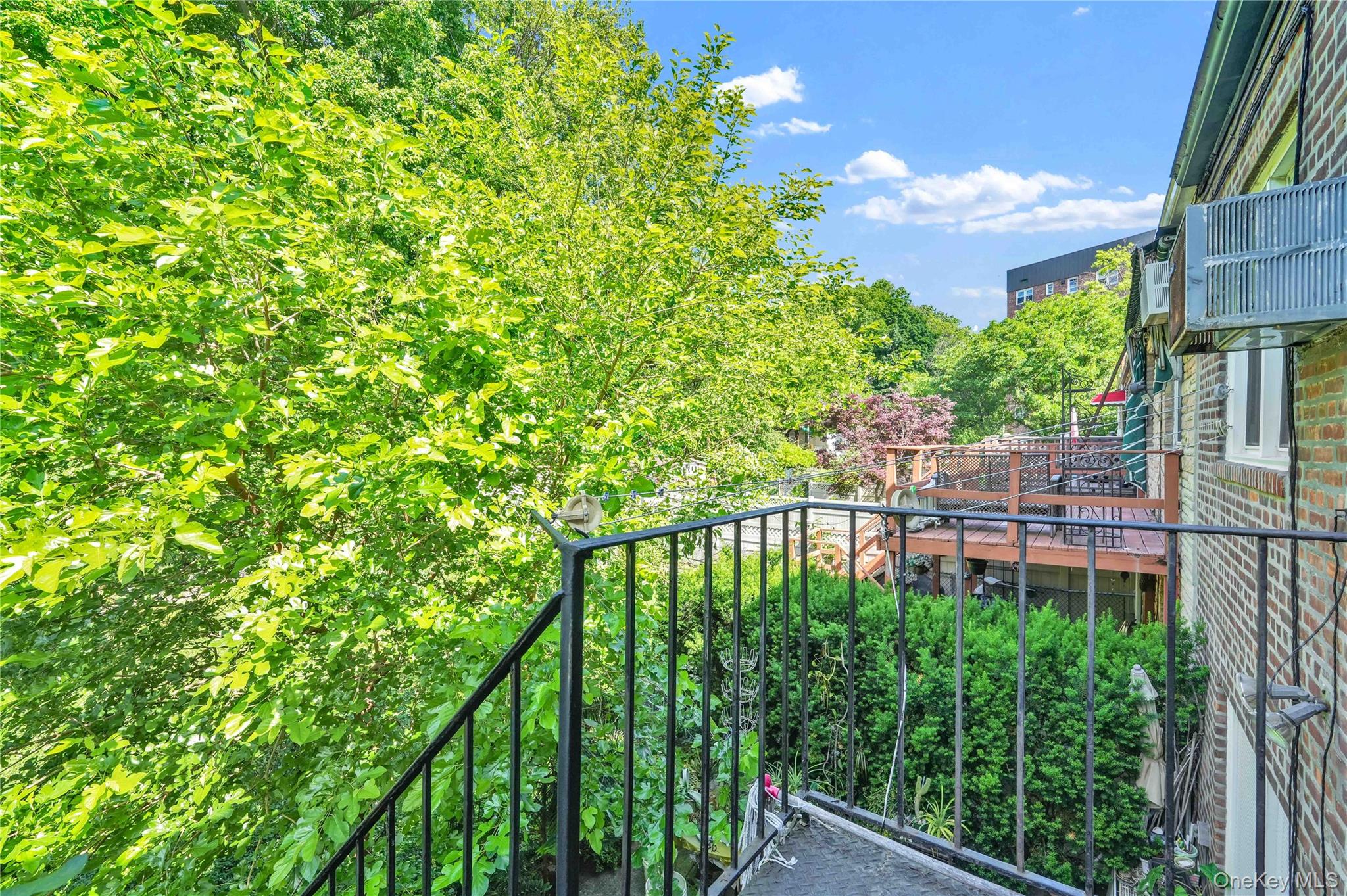 67-10 Selfridge Street Property Photo 34