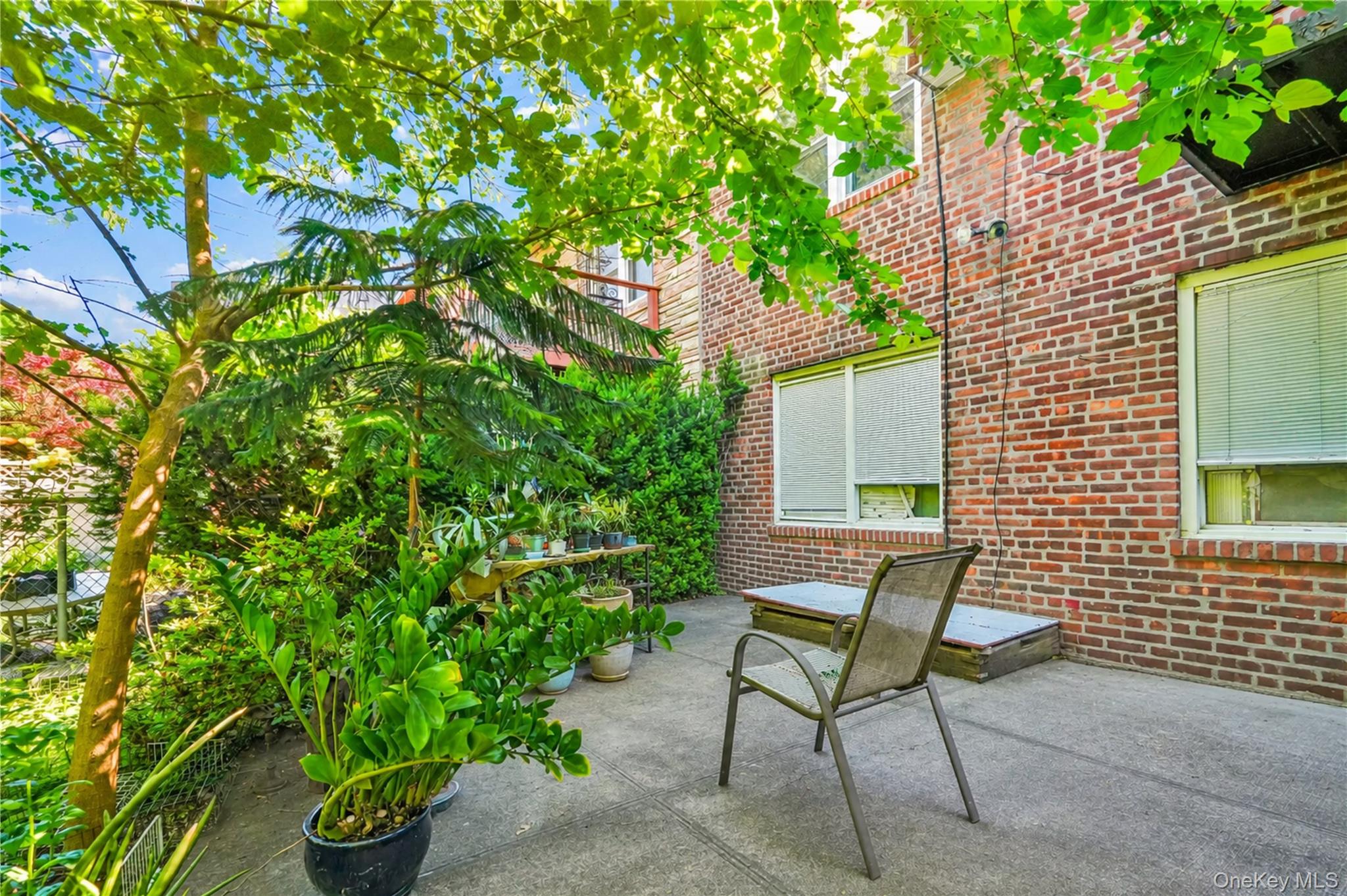 67-10 Selfridge Street Property Photo 37