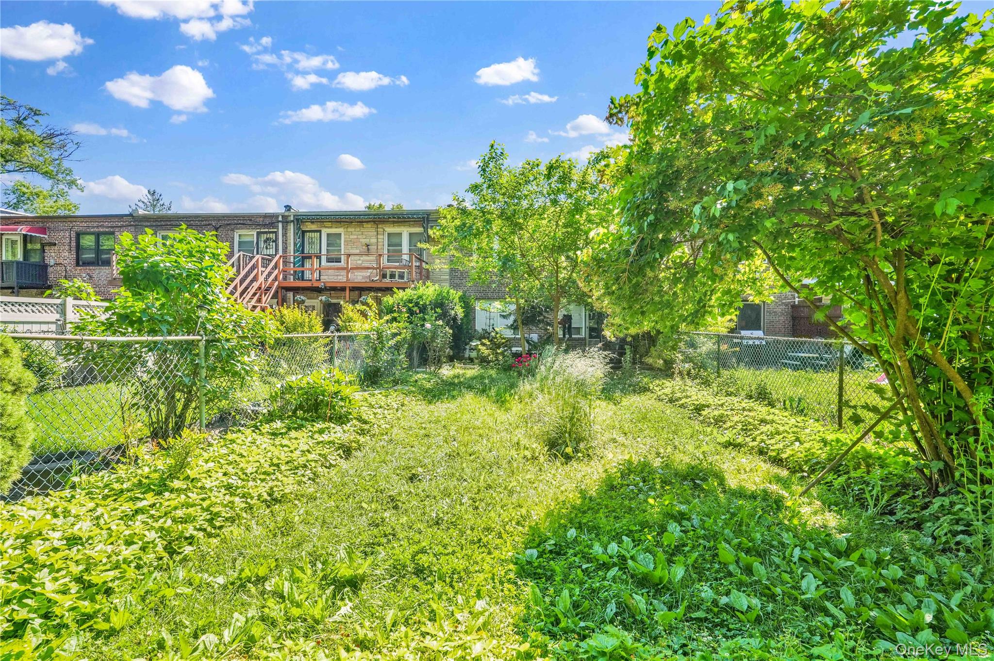 67-10 Selfridge Street Property Photo 39