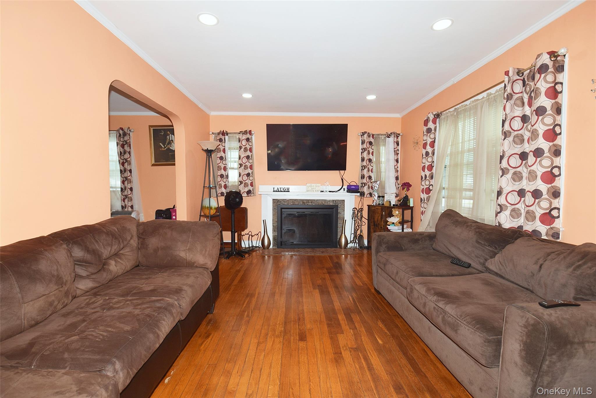 1020 Garden Place Property Photo 4