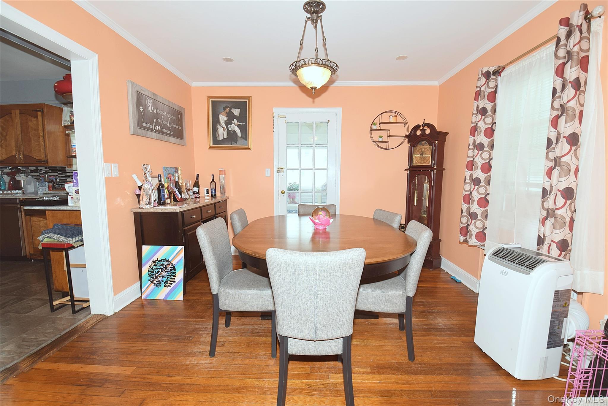 1020 Garden Place Property Photo 7