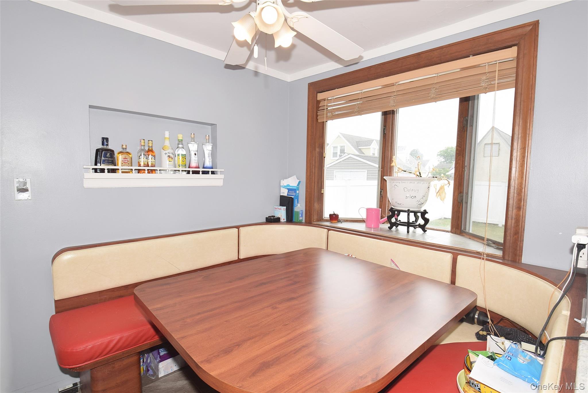 1020 Garden Place Property Photo 12