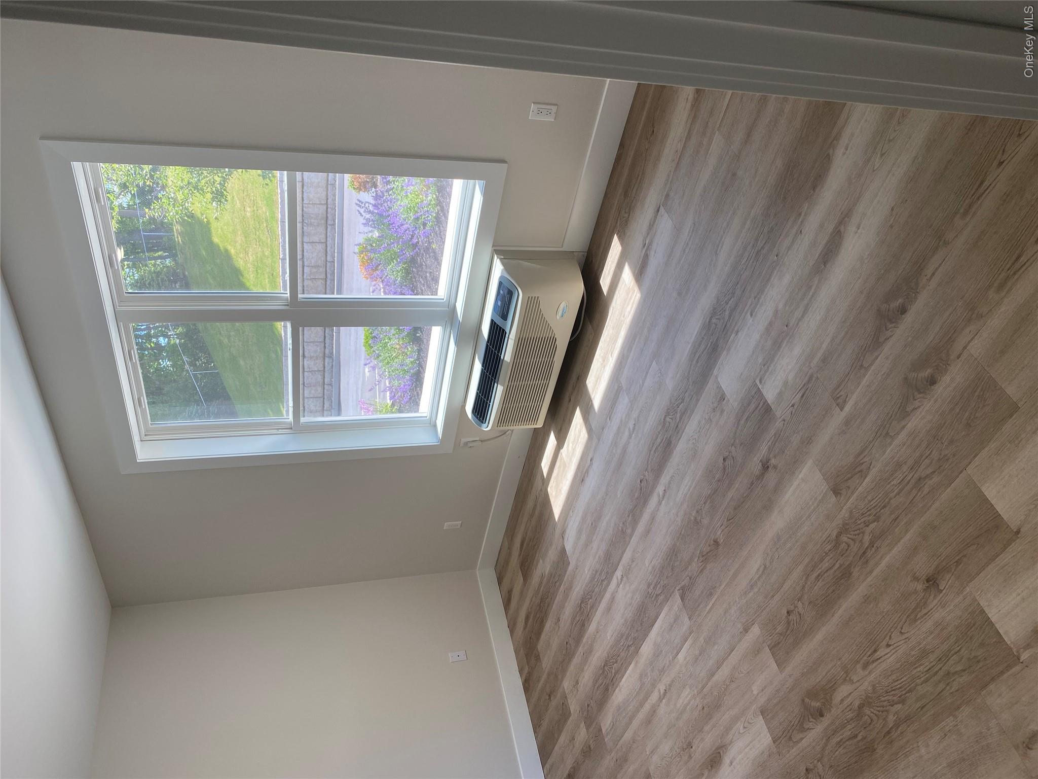 126 N Montgomery Street 122 Property Photo 8