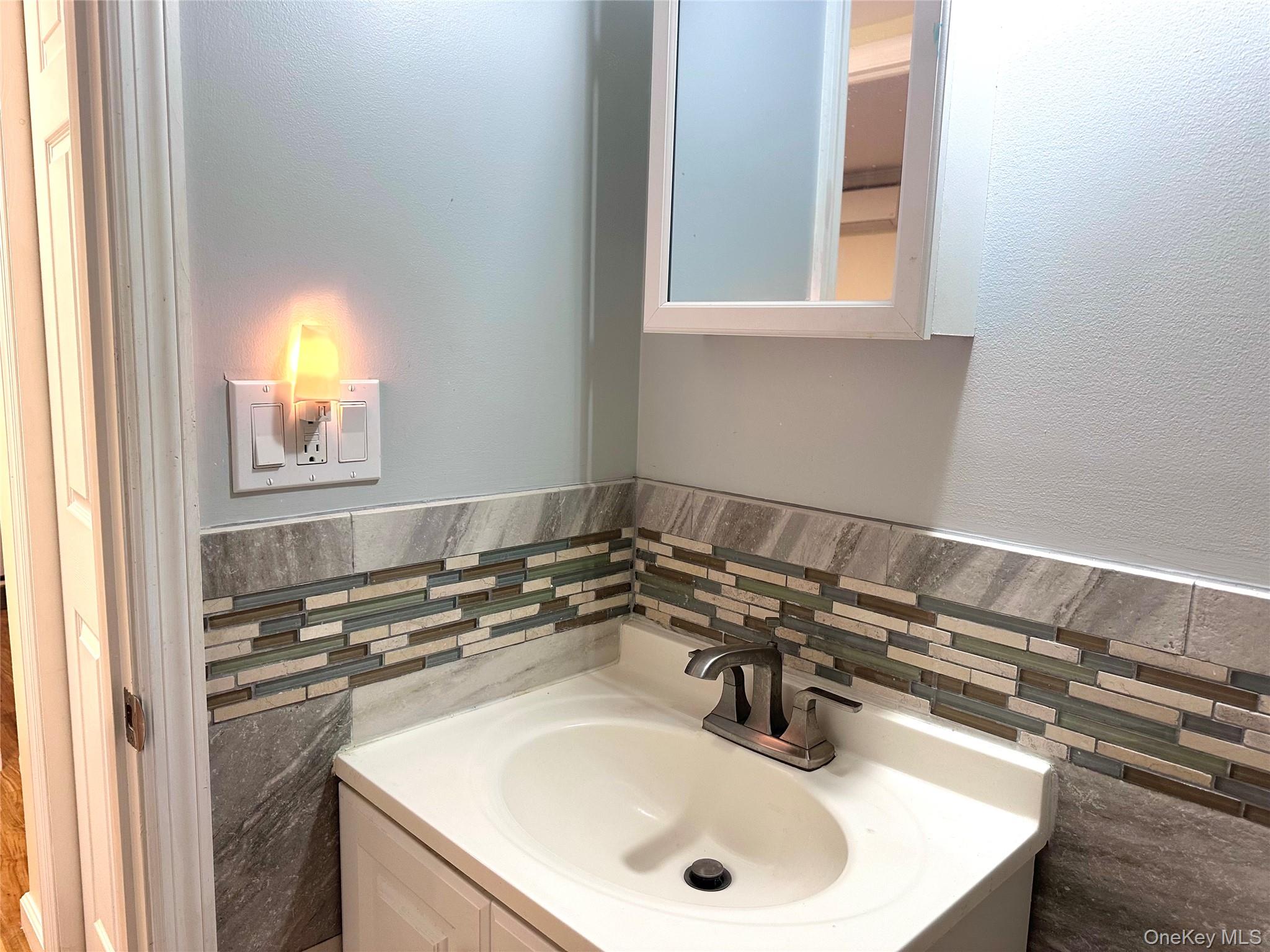 150 Rinaldi Boulevard A Property Photo 19