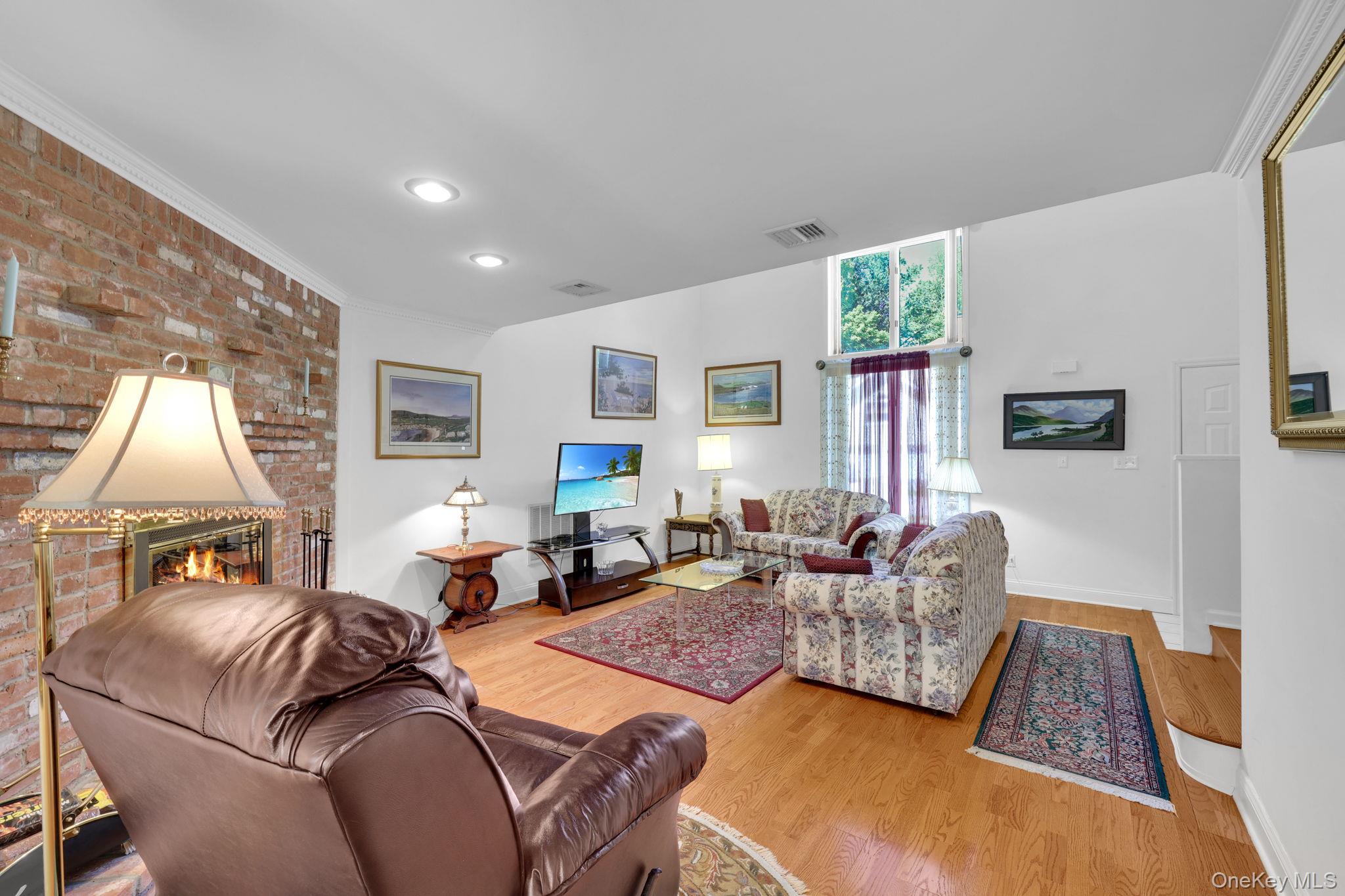 5 Village Cove Property Photo 8