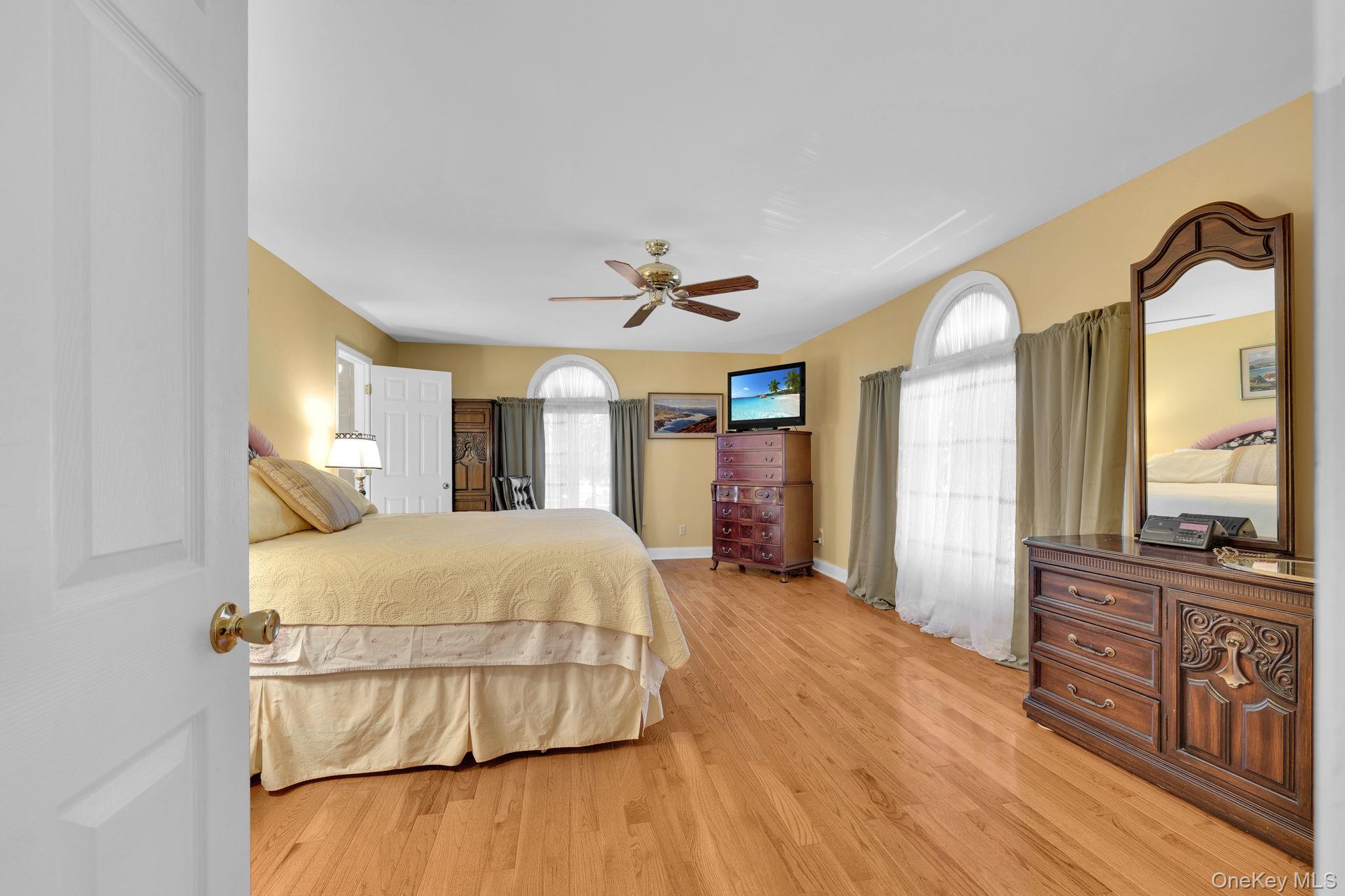 5 Village Cove Property Photo 16