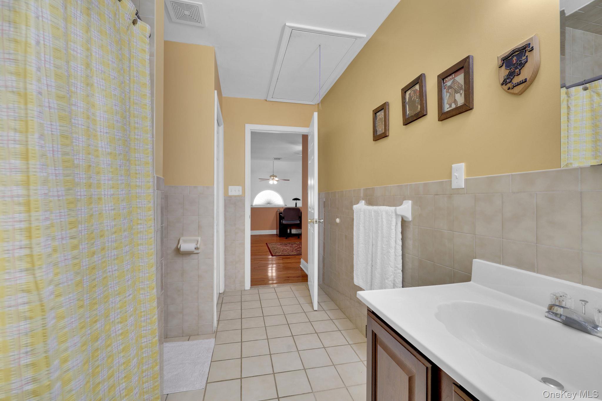5 Village Cove Property Photo 28