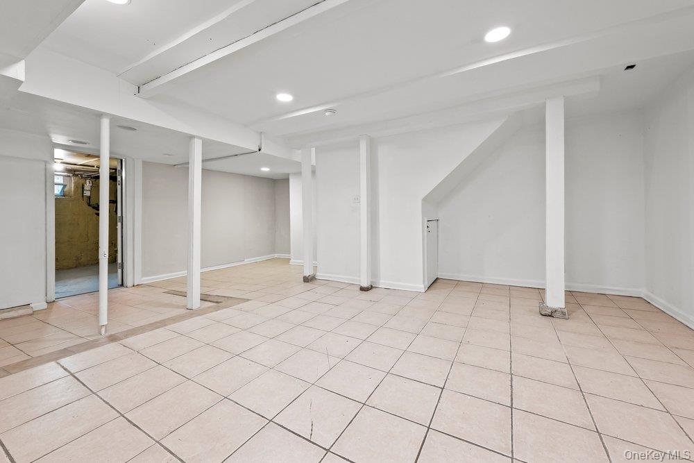 82-41 166th Street Property Photo 14