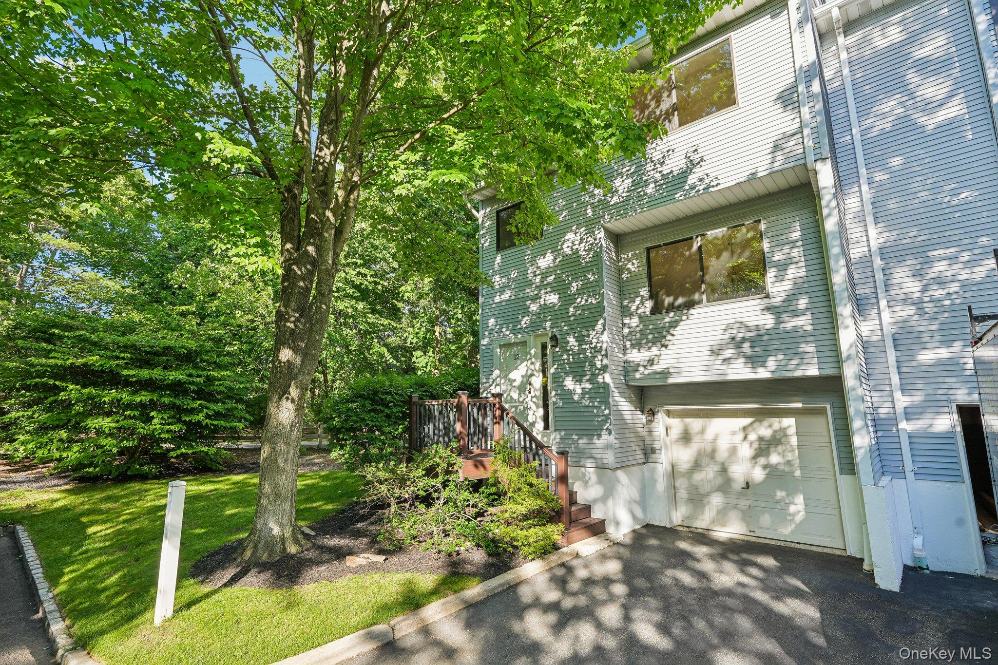 12 Evan Court Property Photo 2