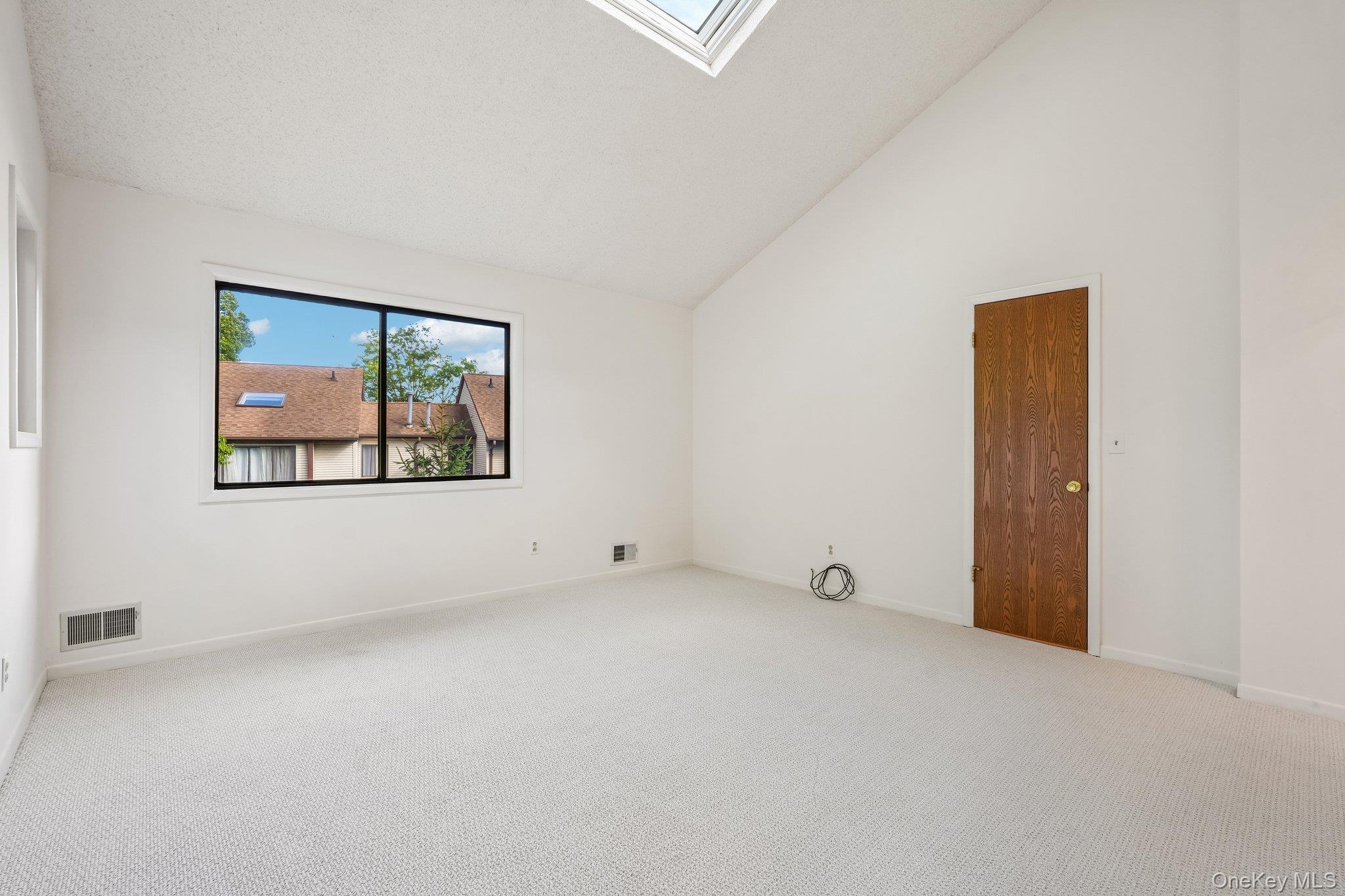 12 Evan Court Property Photo 21