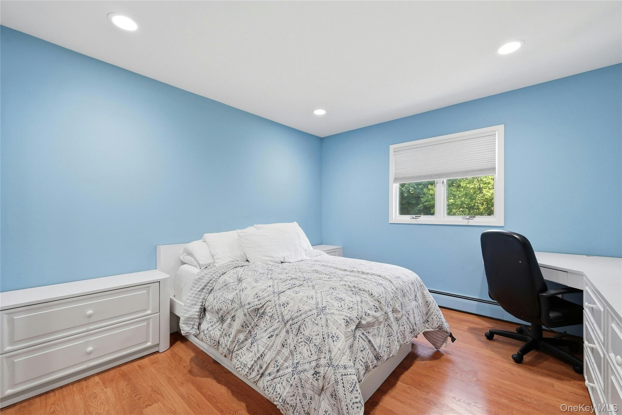 10 Mansfield Lane Property Photo 23