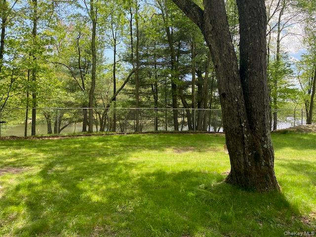 739 Lake View Drive Main Level Property Photo 17