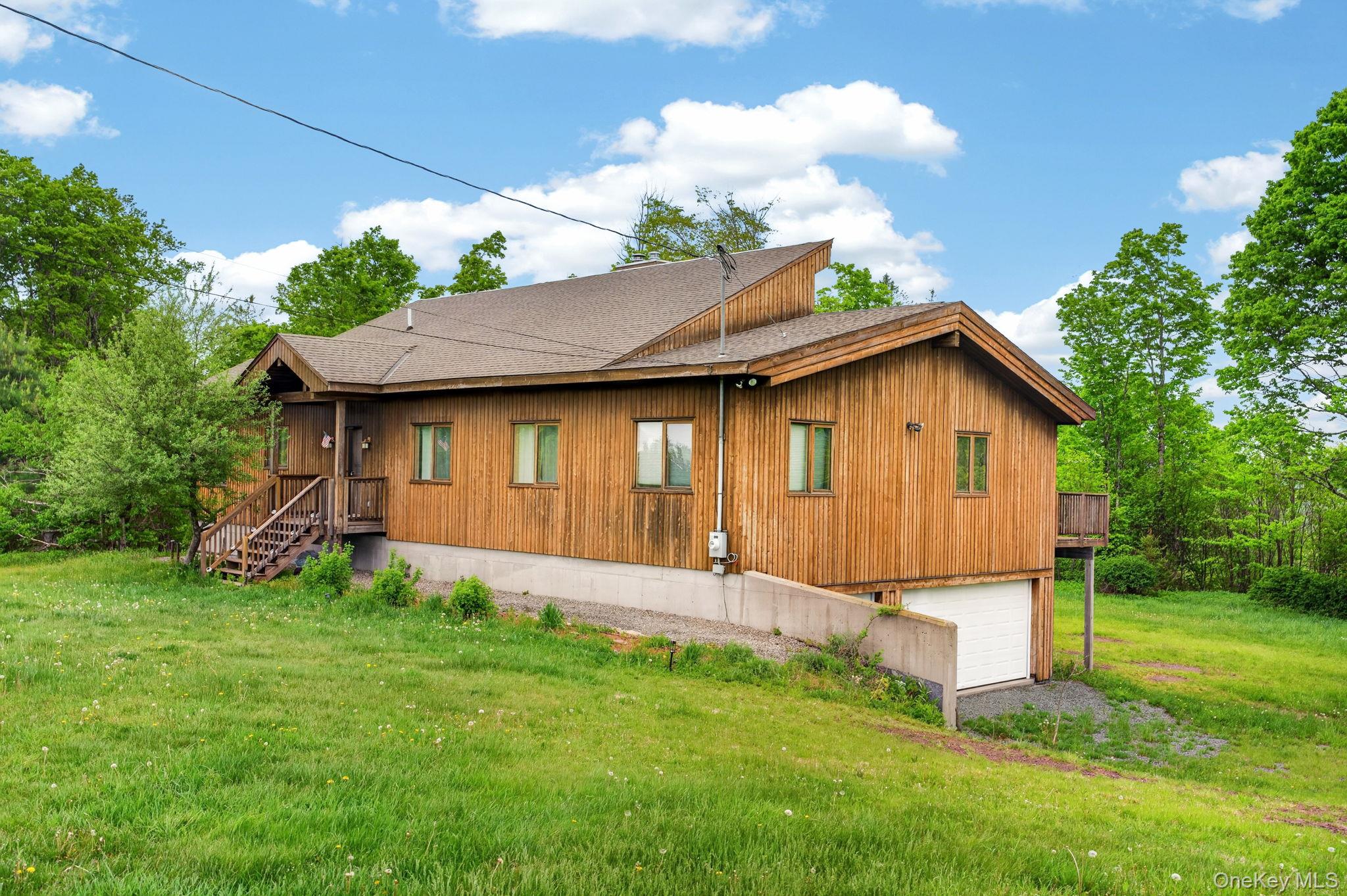 81 N Pond Drive Property Photo 4