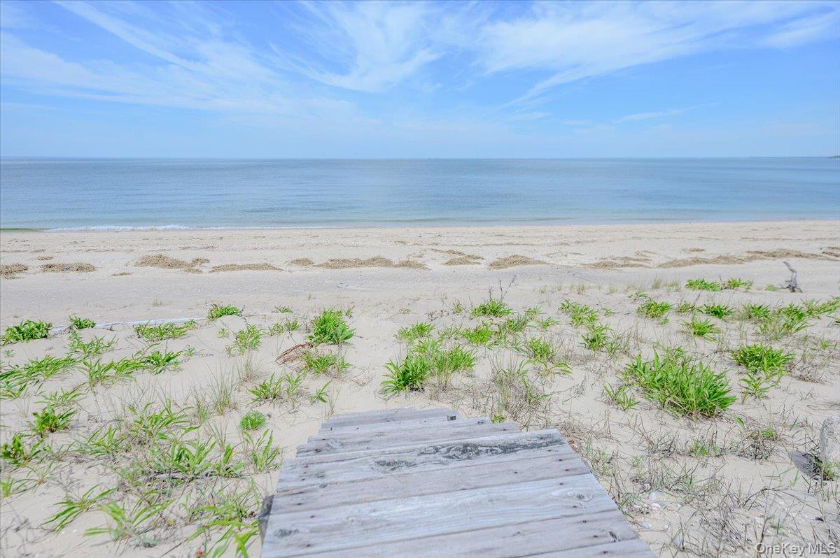 563 Asharoken Avenue Property Photo 36