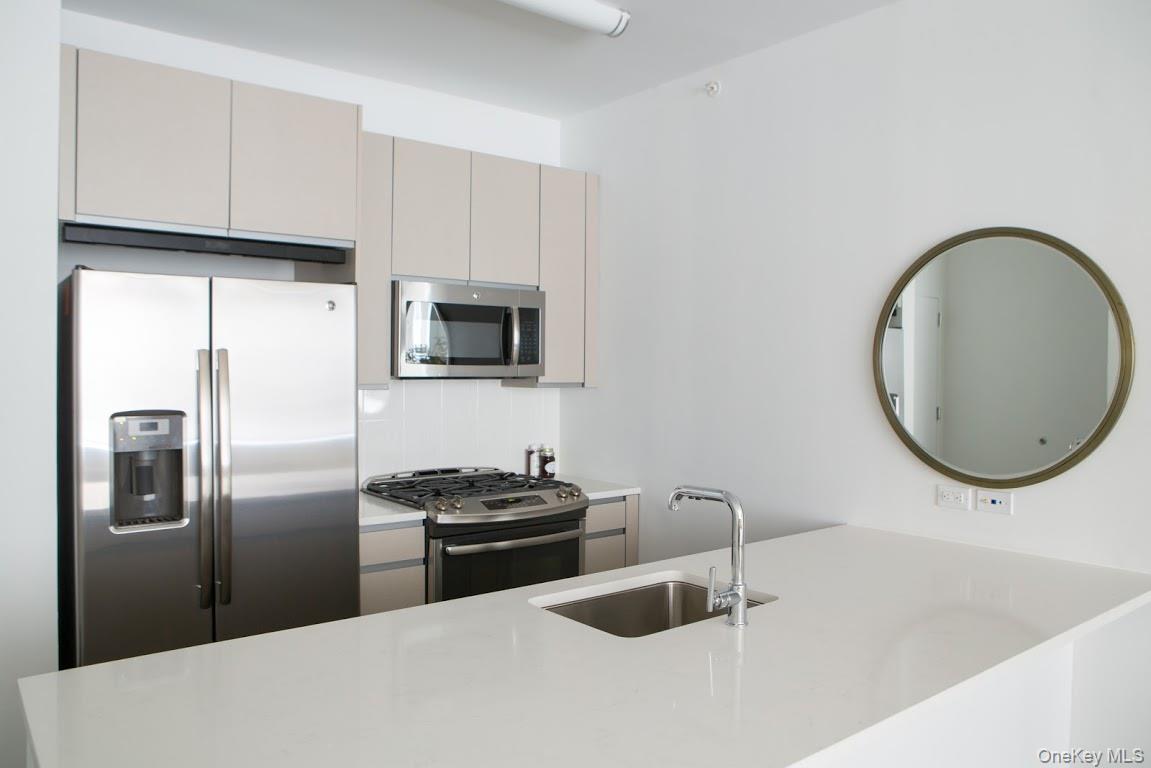 1 Third 1011 Property Photo 15