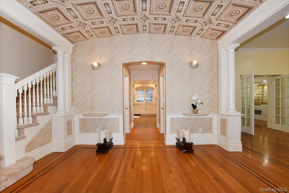 9 Nassau Drive Property Photo 4