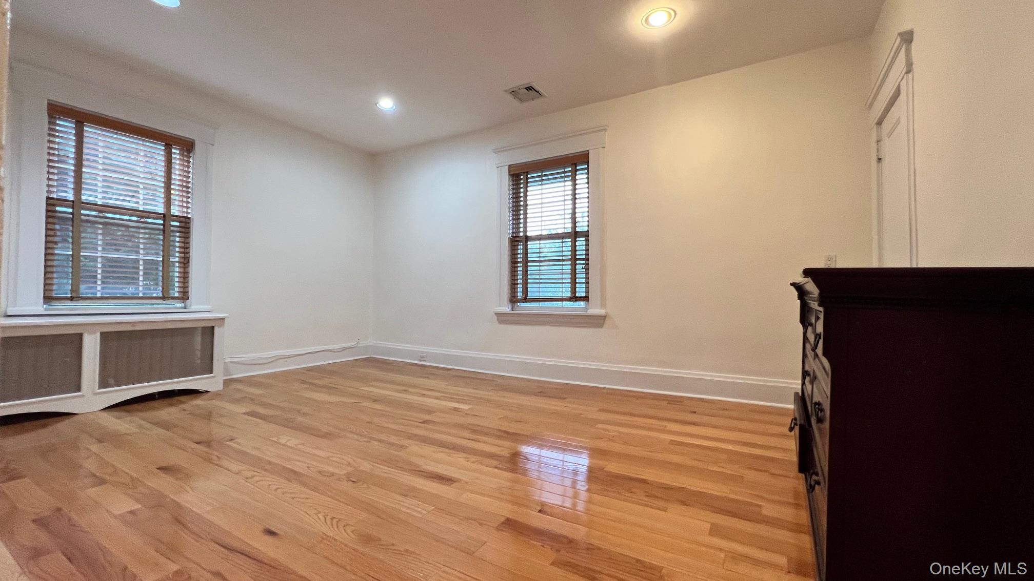9 Nassau Drive Property Photo 17