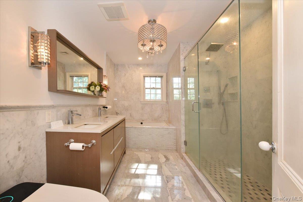 9 Nassau Drive Property Photo 26