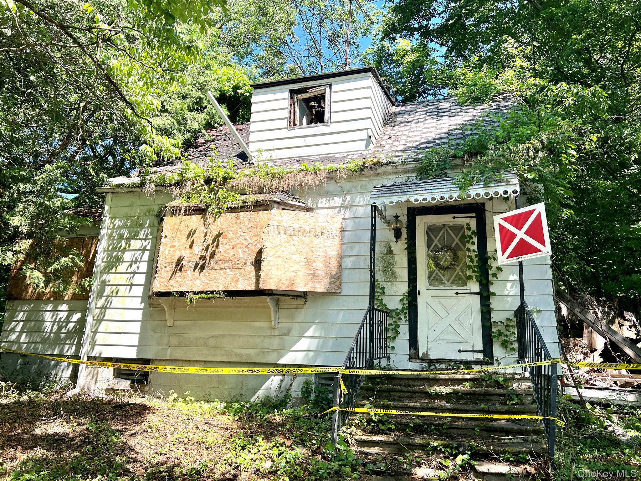 11 Knolls Road Property Photo 1