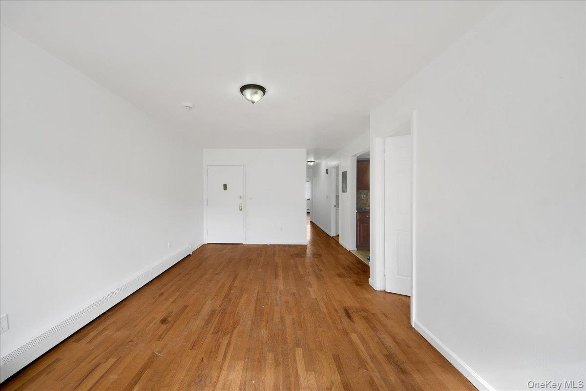 635 Coster Street Property Photo 7