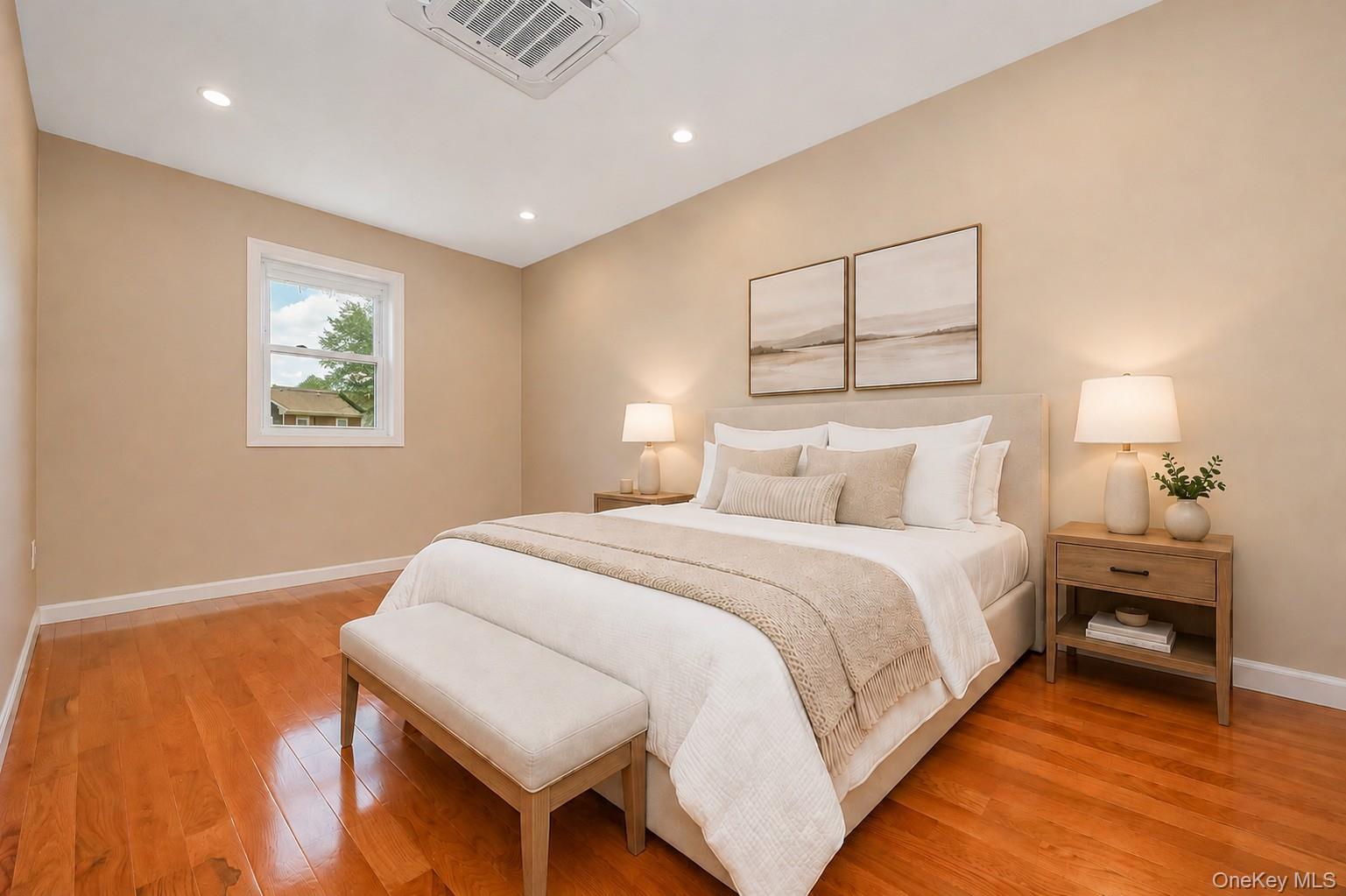 426 N Corona Avenue 7 Property Photo 18