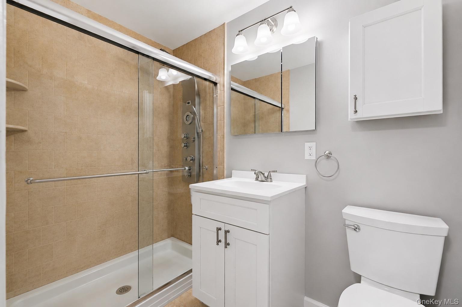 3902 Wilshire Lane H02 Property Photo 6