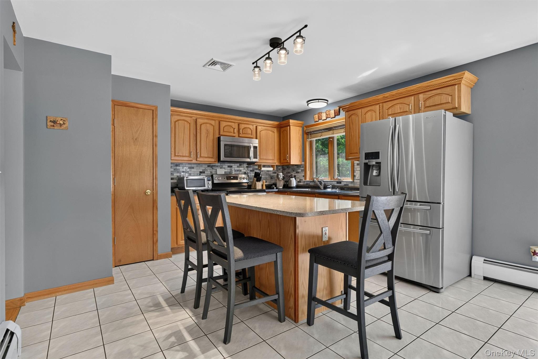 1019 Benjamin Vankeuren Drive Property Photo 15