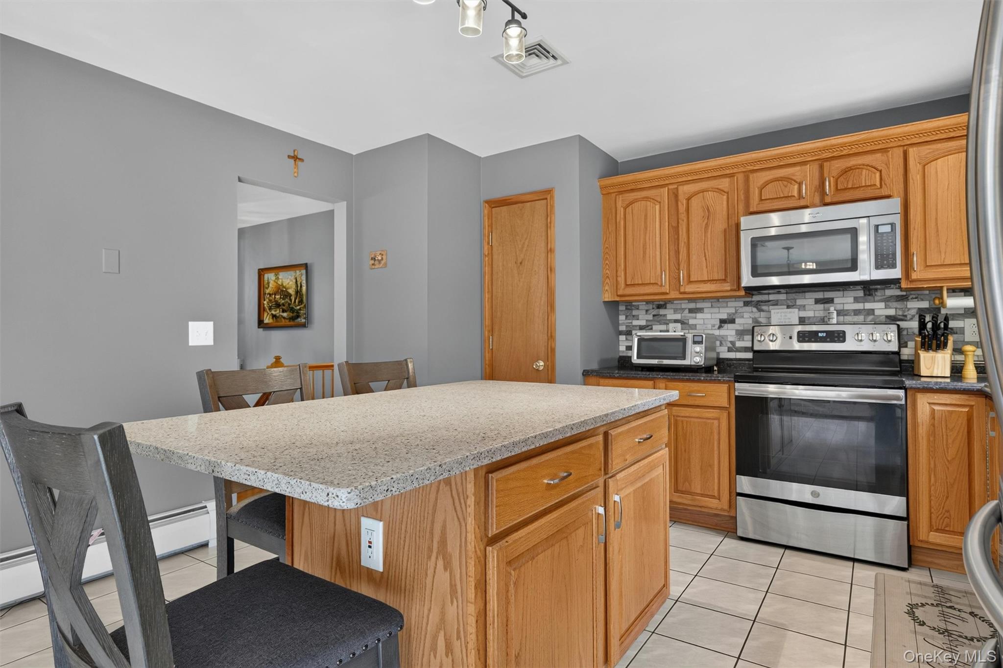 1019 Benjamin Vankeuren Drive Property Photo 16