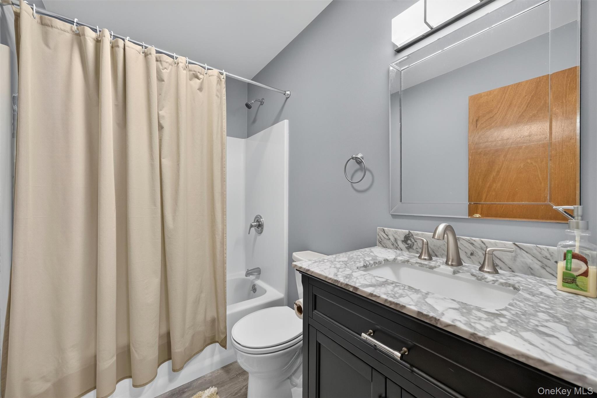 1019 Benjamin Vankeuren Drive Property Photo 28