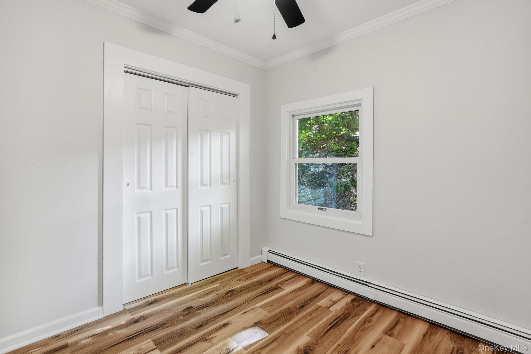32 Lacona Drive Property Photo 7