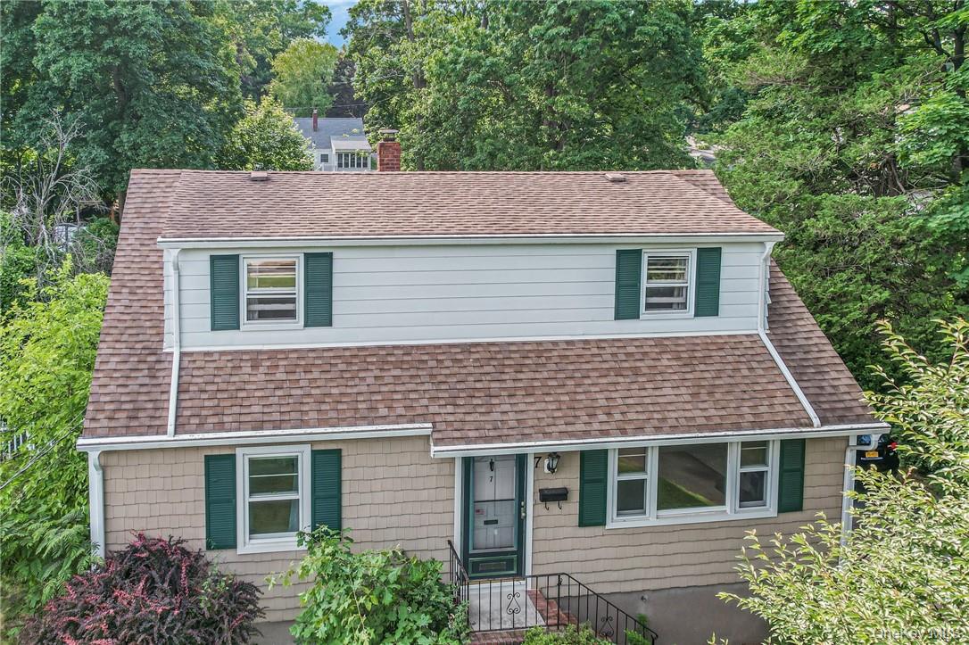 7 S Park Avenue Property Photo 2