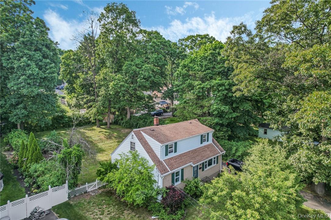 7 S Park Avenue Property Photo 3