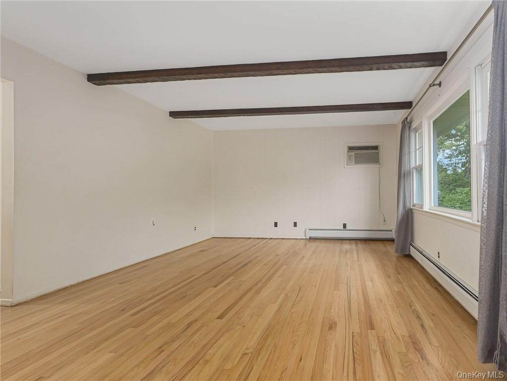 7 S Park Avenue Property Photo 9