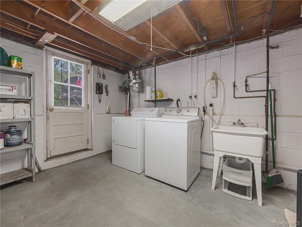 7 S Park Avenue Property Photo 20