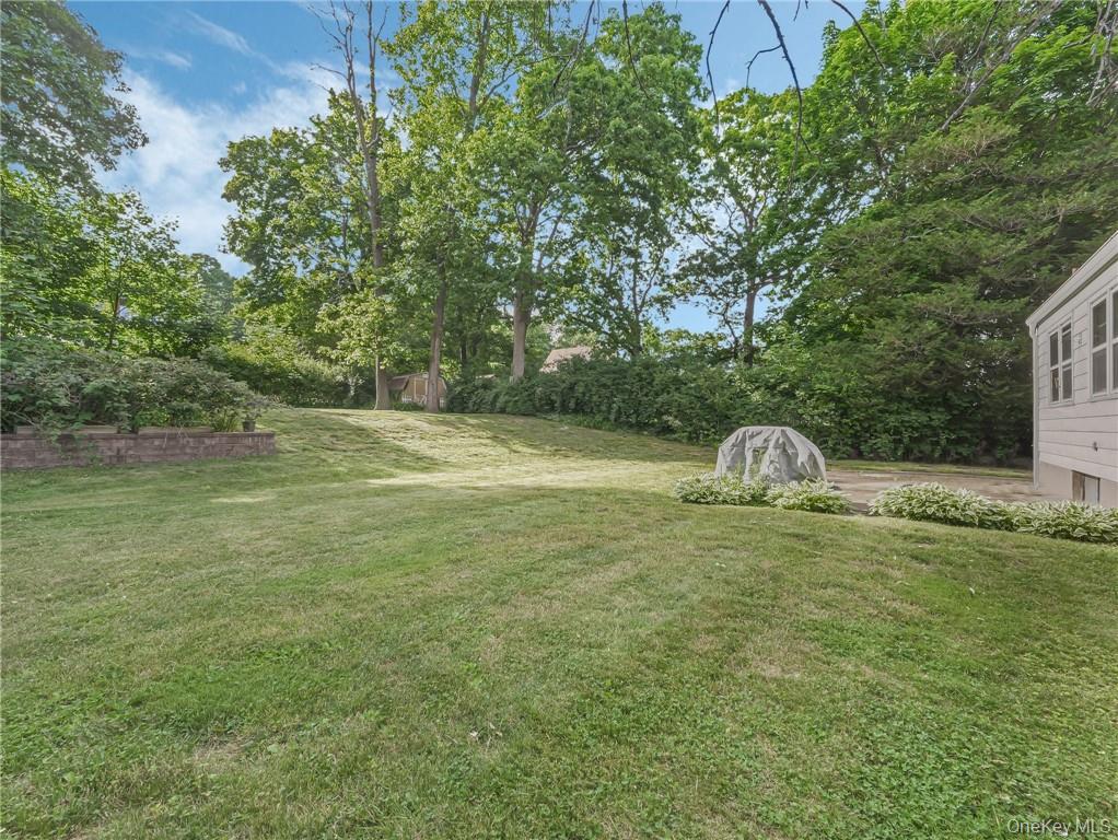 7 S Park Avenue Property Photo 25